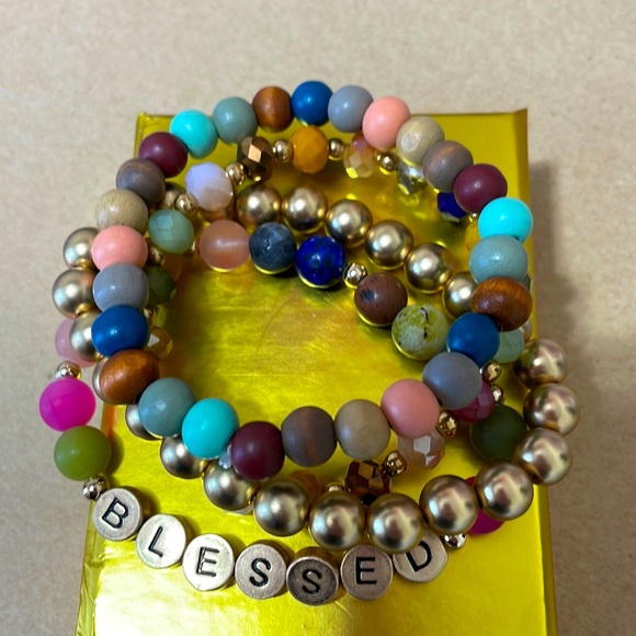 🎉❤️Gold BLESSED Multicolor Beaded Stretch Bracelet Stack Set - Picture 1 of 1